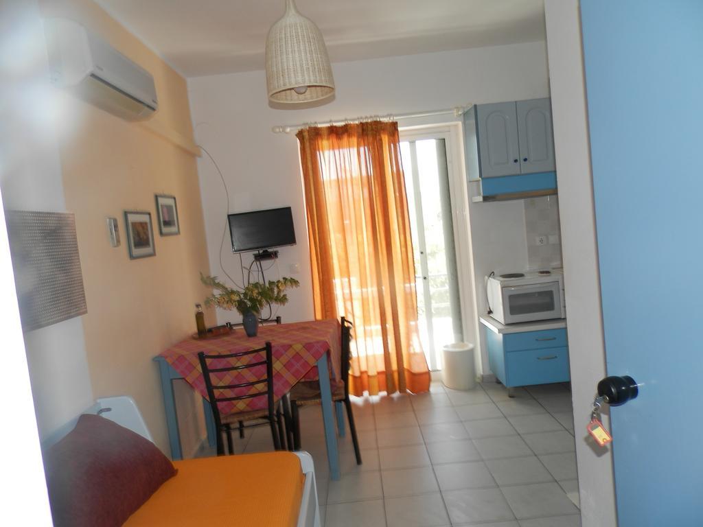 Silvi Mari Apartments Platanes  Luaran gambar